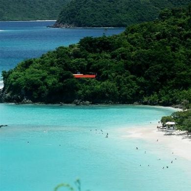 Playas en pequeñas bahías