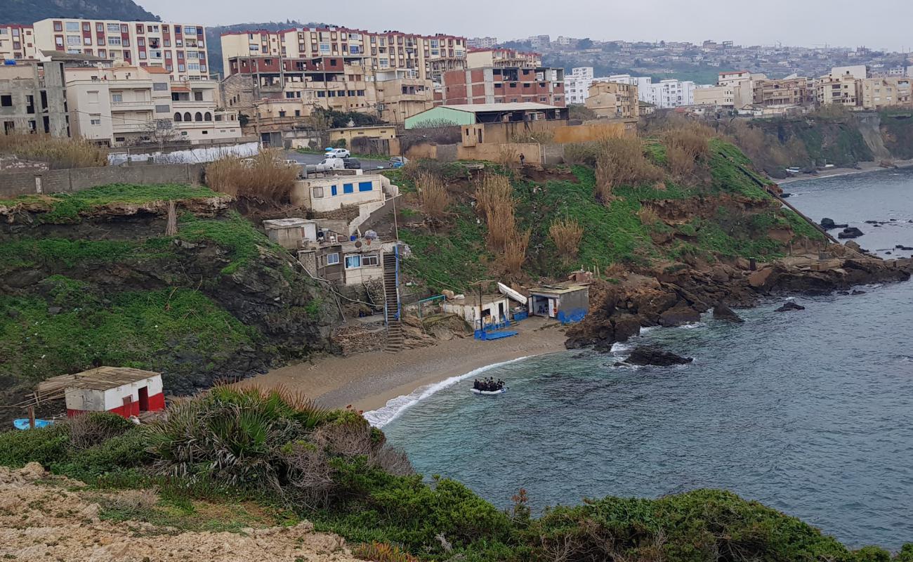 Foto de Plage Dominique con arena brillante superficie