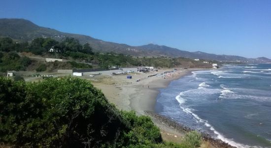 Plage Azeffoun Le Caroubier