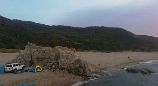 Plage Ayla, Oued Z"hor