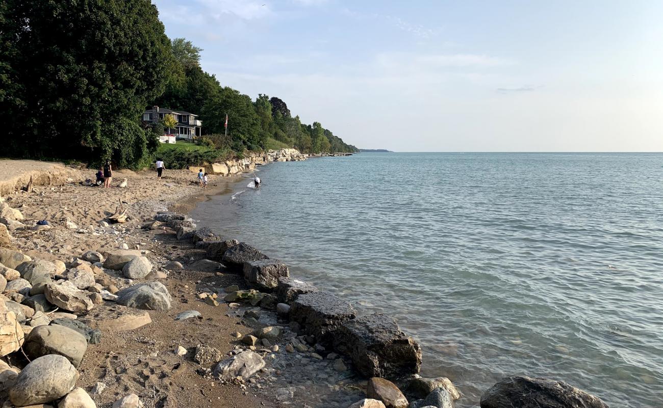 Foto de Bayfield Pier Beach con arena gris y piedras superficie