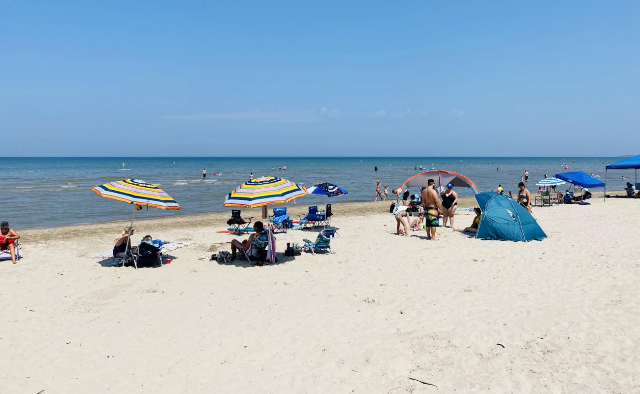 Foto de Wasaga Beach A1 con arena brillante superficie