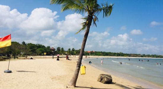 Playa de Pasikuda