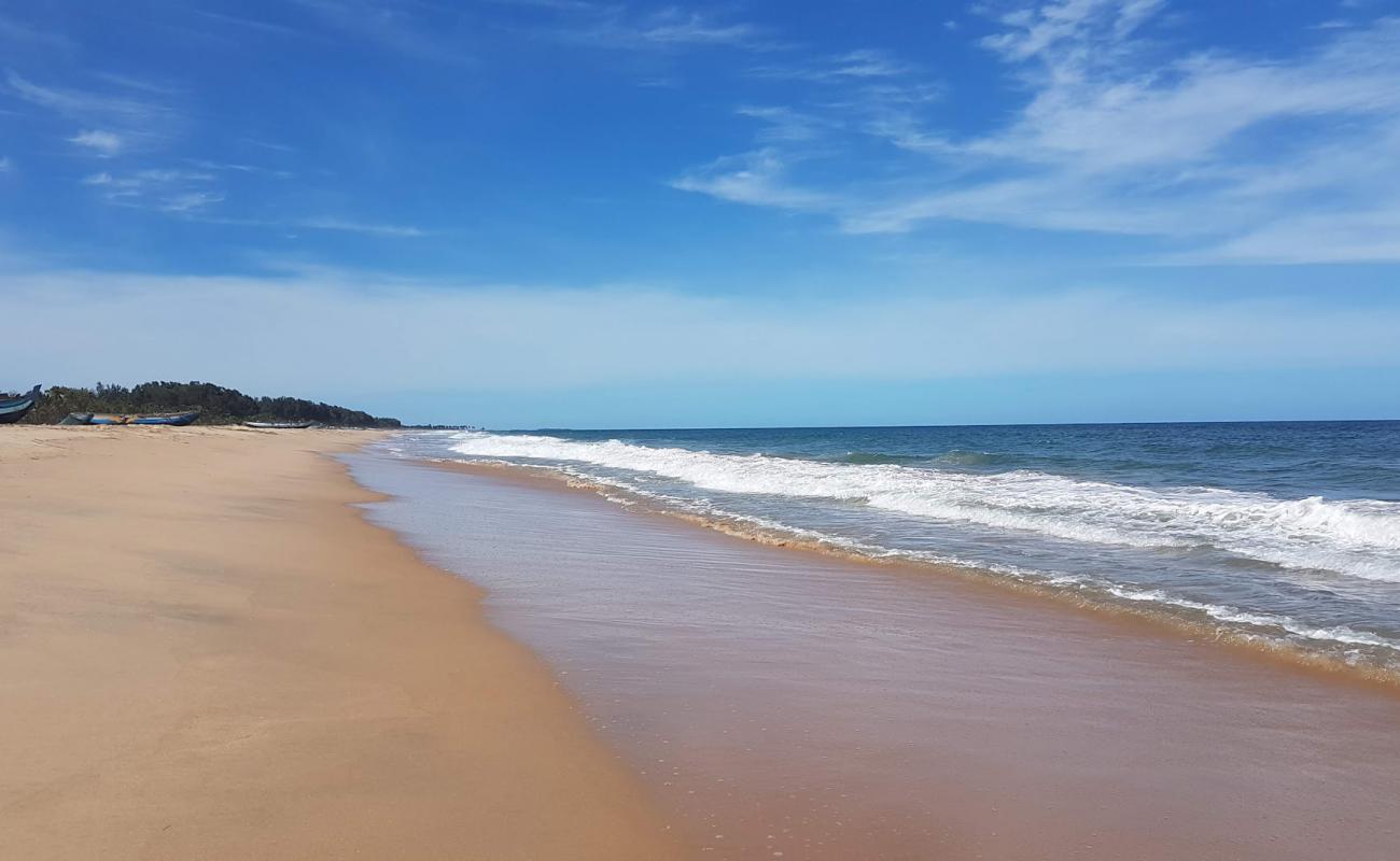 Foto de Savukkadi Beach con arena brillante superficie