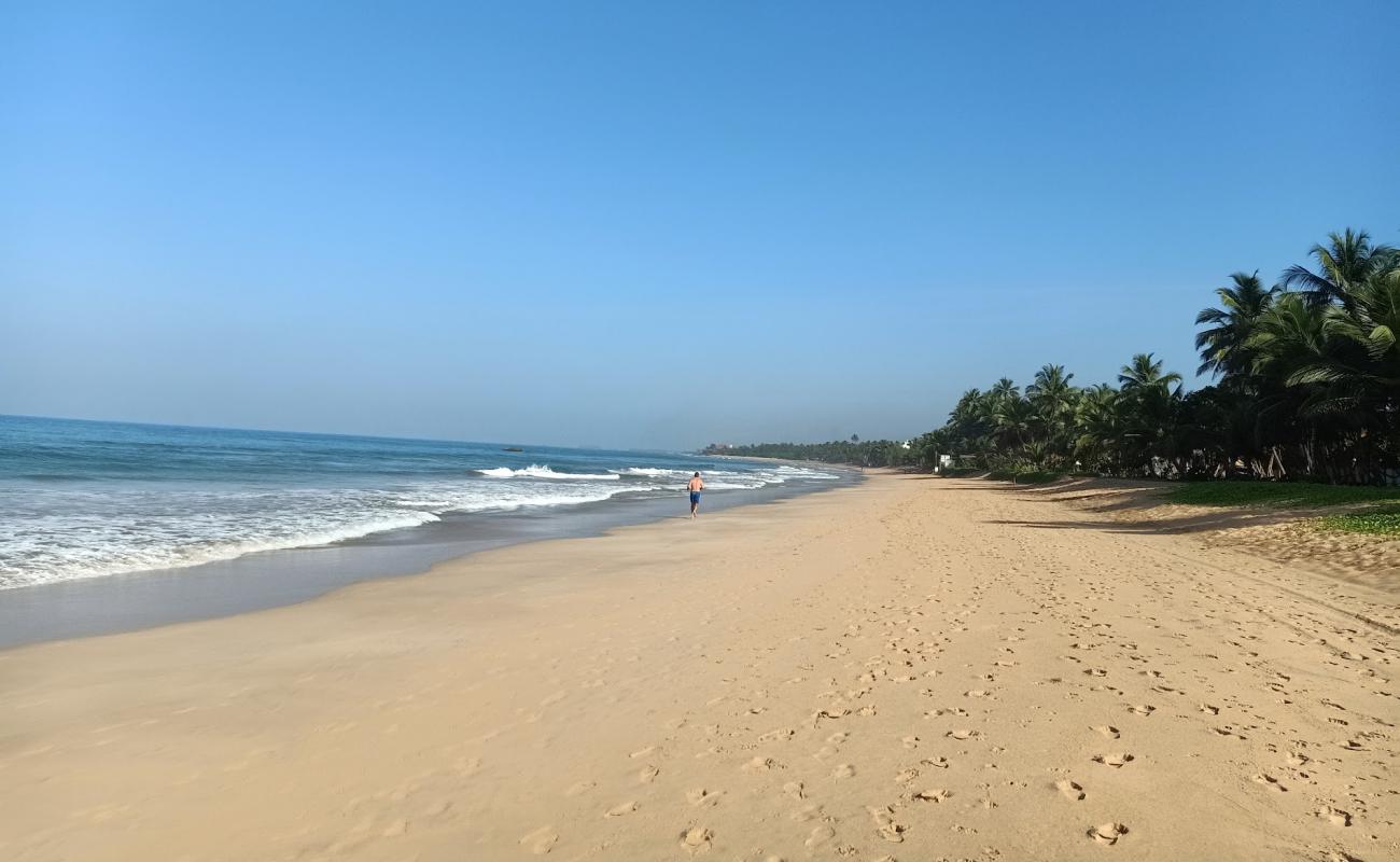 Foto de Sabaidee Beach con arena brillante superficie