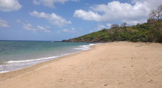 Mtsanga Kolo Batsoumou Beach