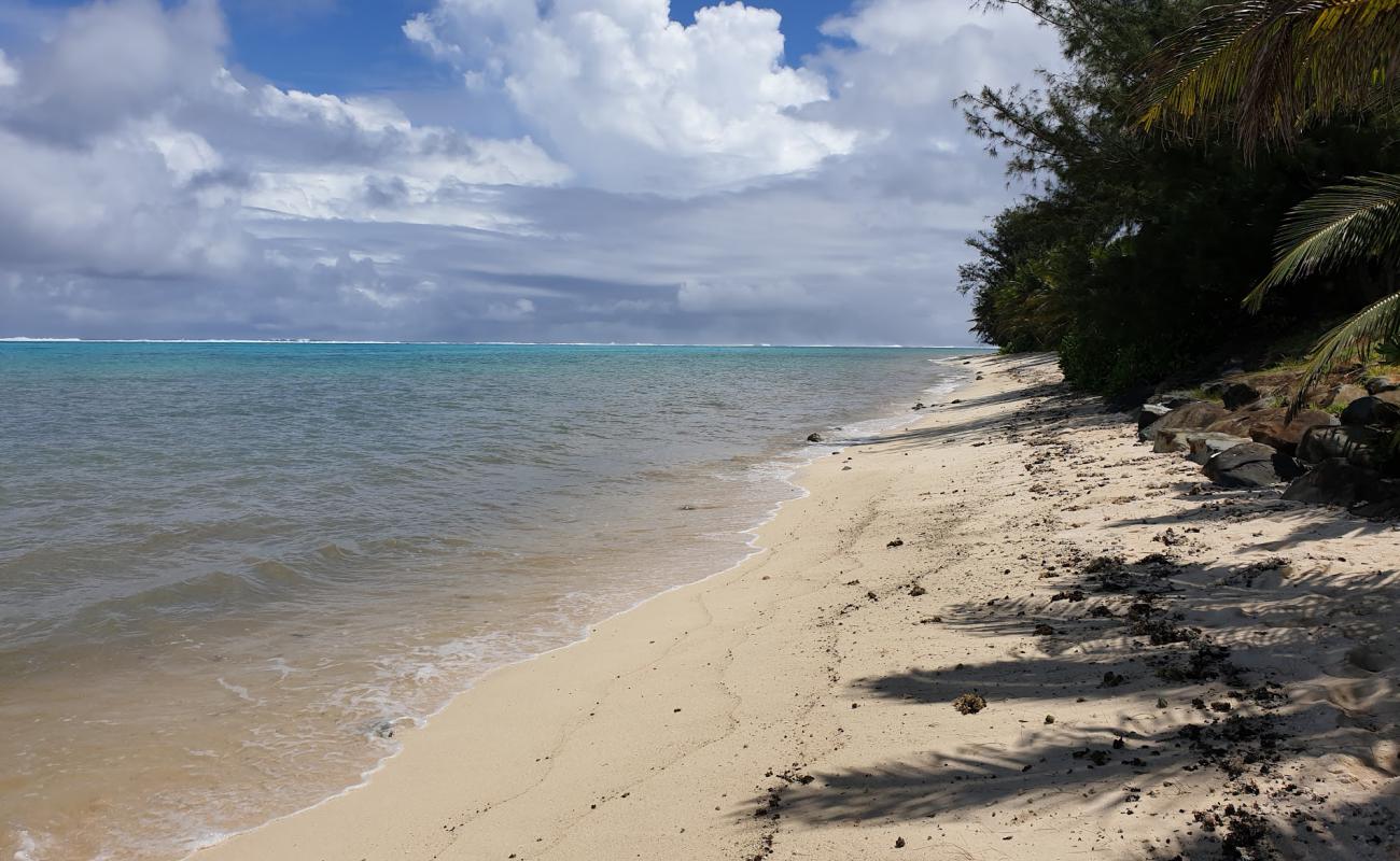 Foto de Tikioki Beach con arena brillante superficie