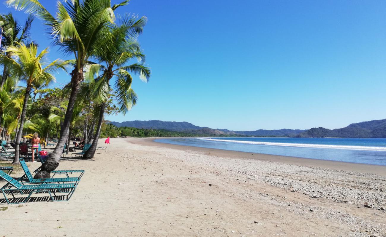 Foto de Tambor Beach con arena fina y guijarros superficie