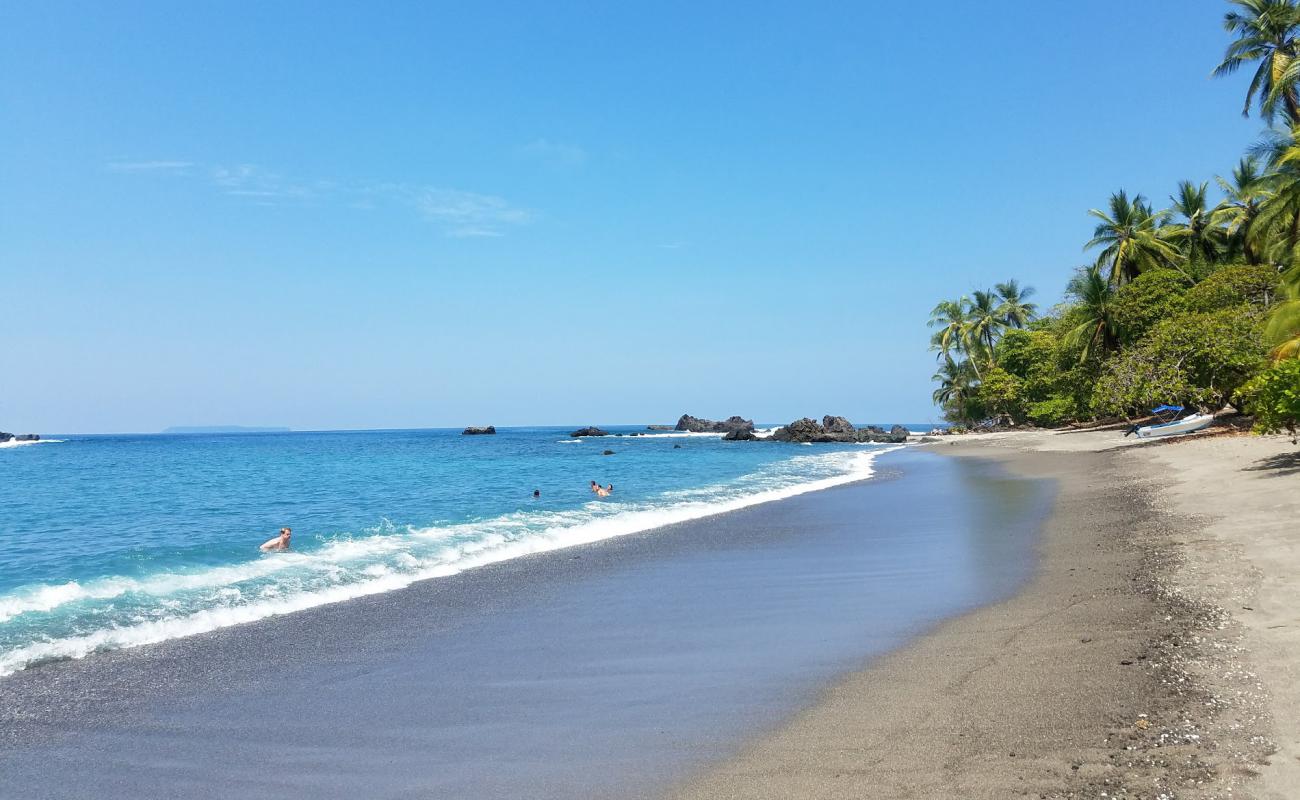 Foto de San Josecito Beach con arena gris superficie