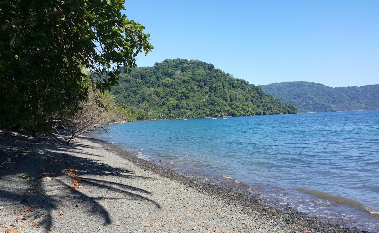 Foto de Playa Nicuesa con guijarro gris superficie