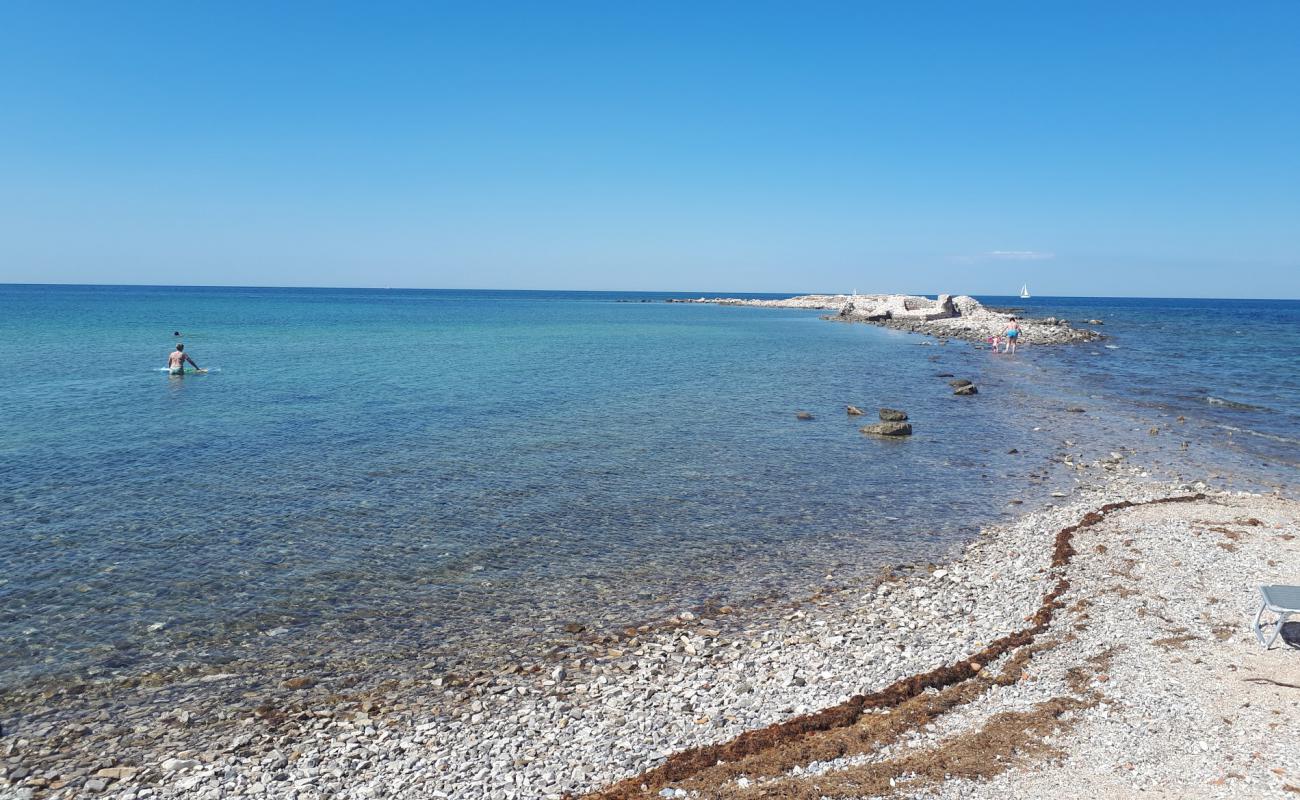 Foto de Polynesia beach con piedra superficie