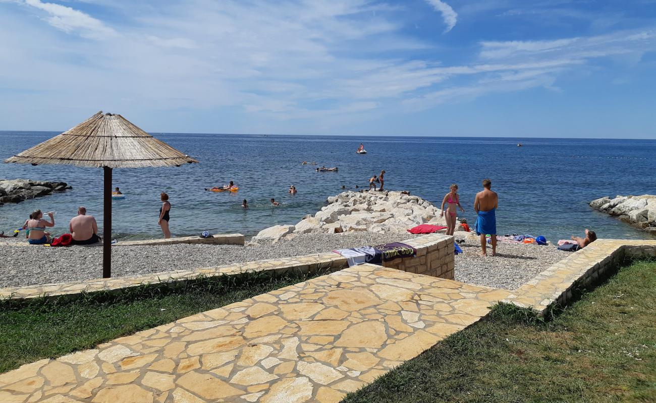 Foto de Bella Vista beach con guijarro ligero superficie