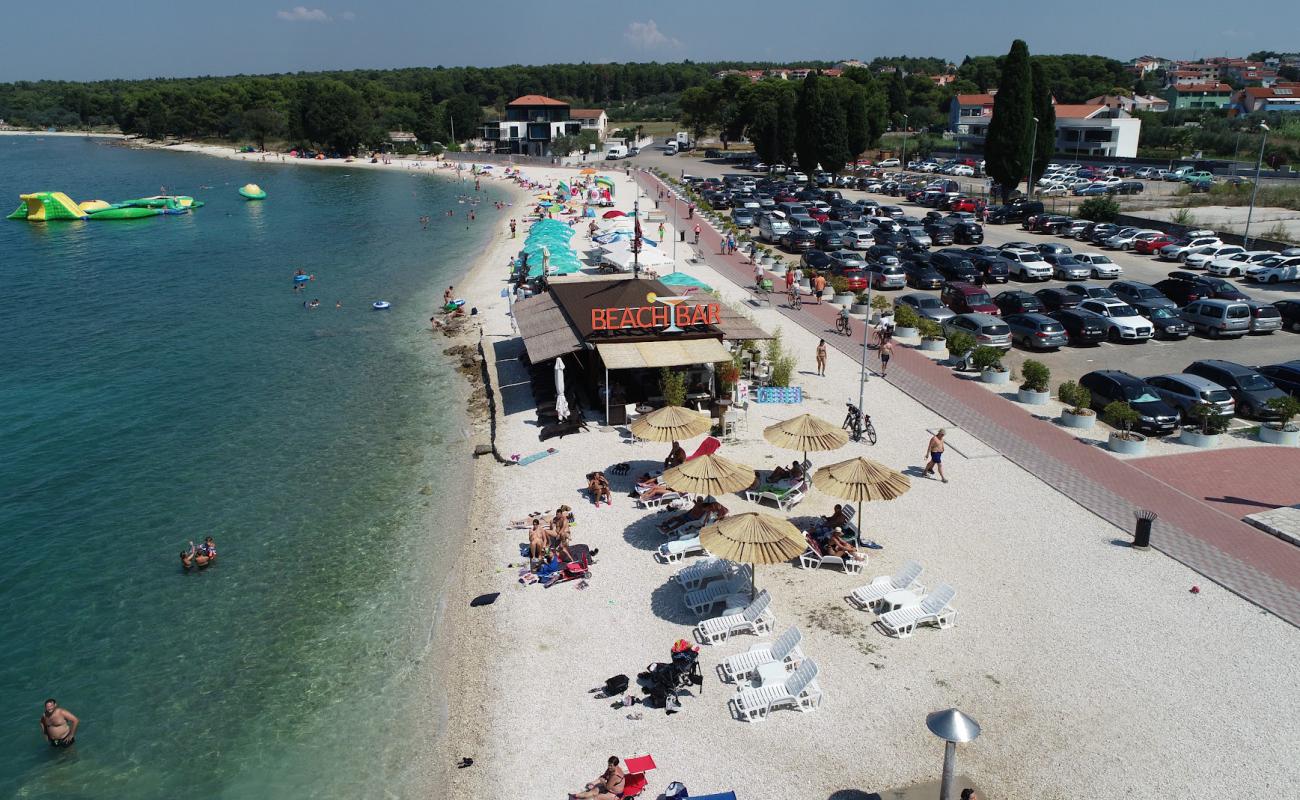 Foto de Stara Fazana beach con guijarro fino claro superficie