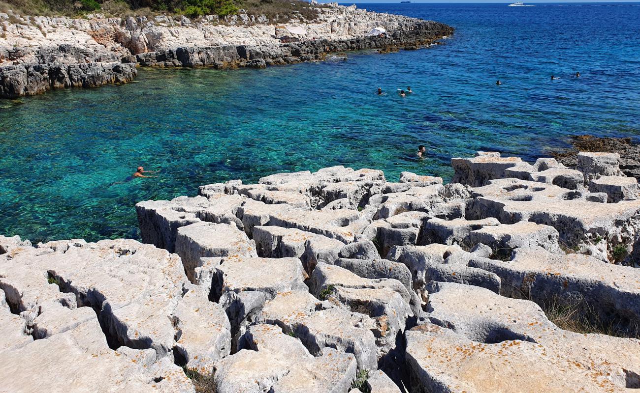 Foto de Sv. Mikula beach con piedra superficie