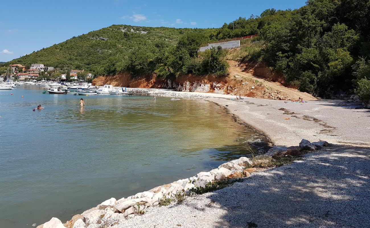 Foto de Get beach con guijarro fino oscuro superficie