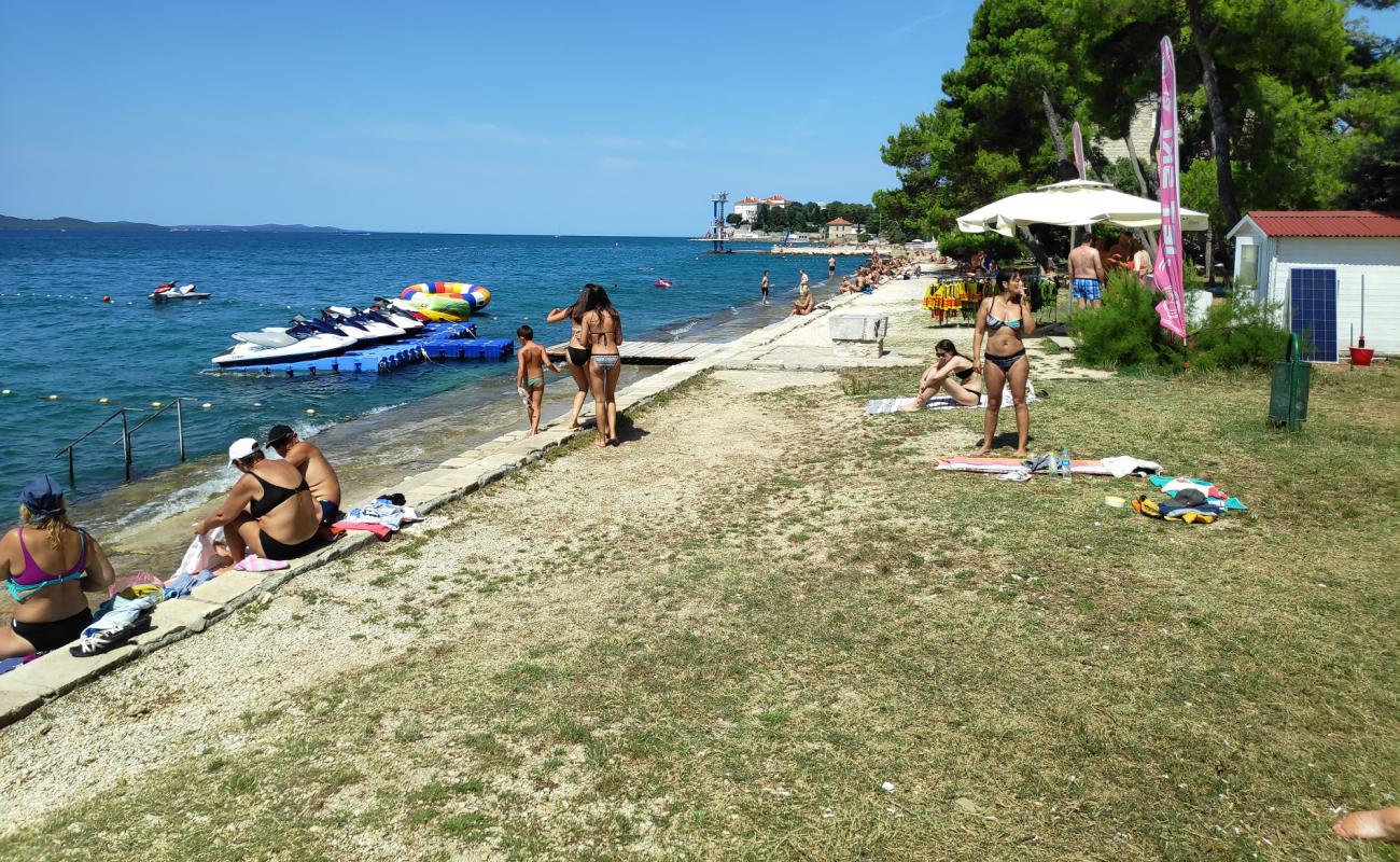 Foto de Plaza Zlatni Val con piedra superficie