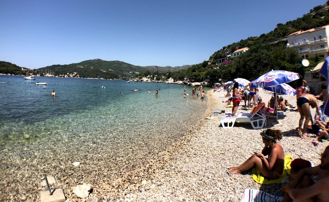 Foto de Stikovica beach con guijarro ligero superficie