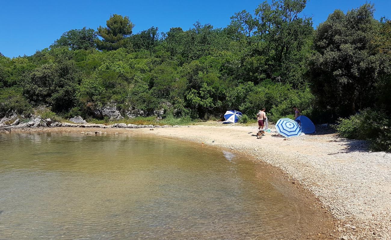 Foto de Torkul beach con guijarro ligero superficie