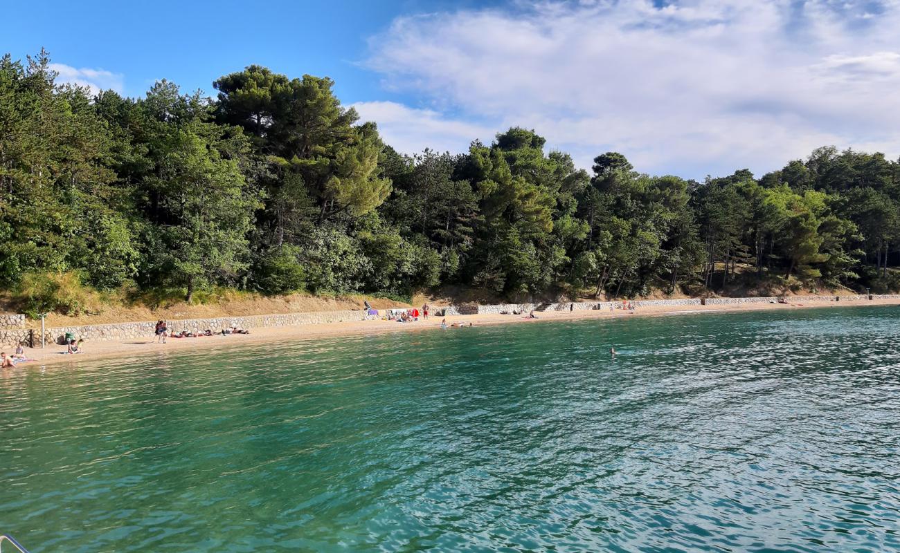 Foto de Pesja beach con guijarro fino claro superficie