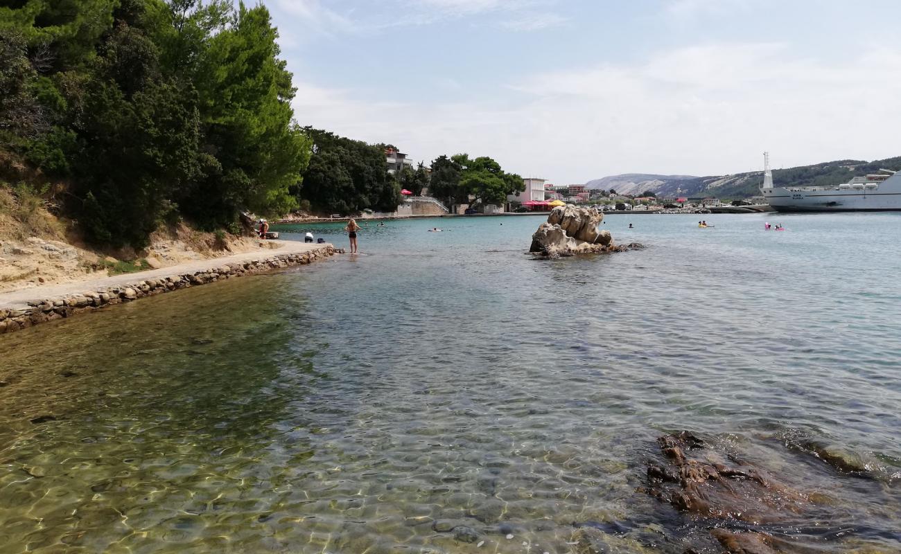 Foto de Lescur beach con piedra superficie