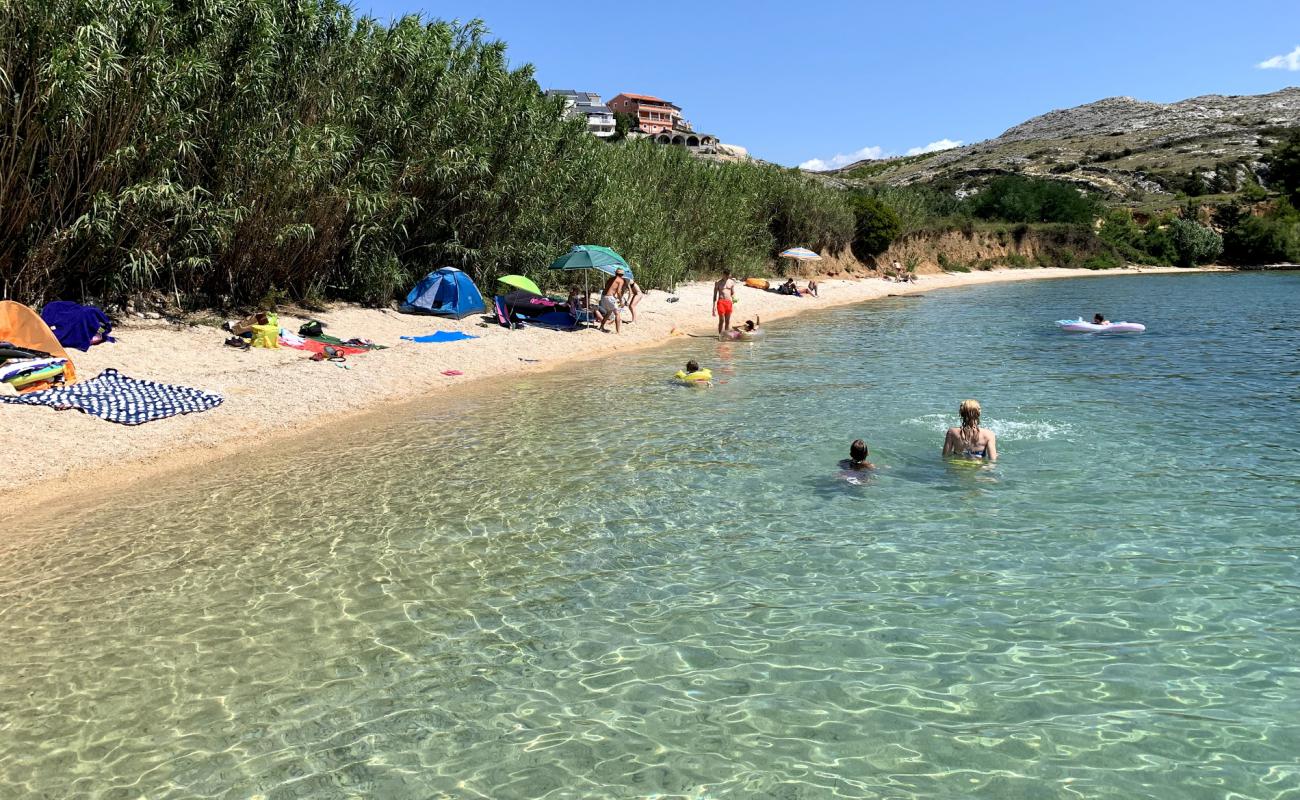 Foto de Smokvica beach con guijarro fino claro superficie