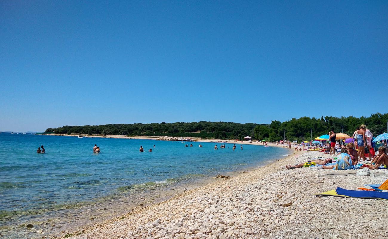 Foto de Gajac beach con guijarro ligero superficie