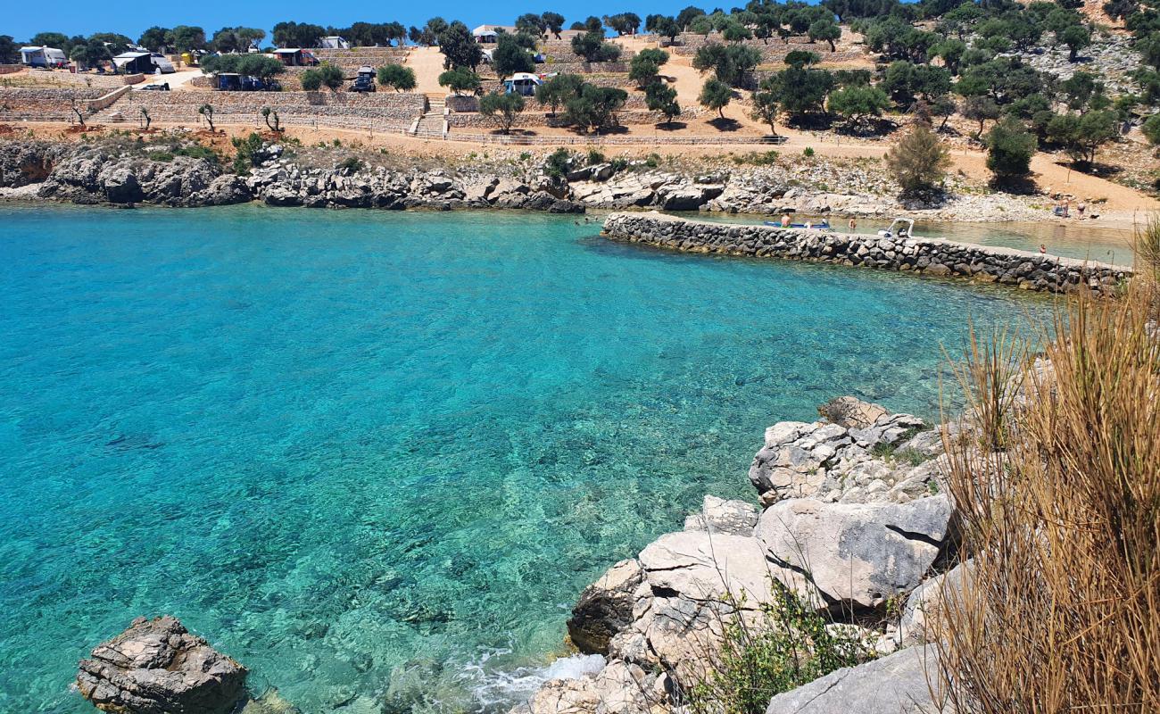 Foto de Borovici beach con arena brillante superficie