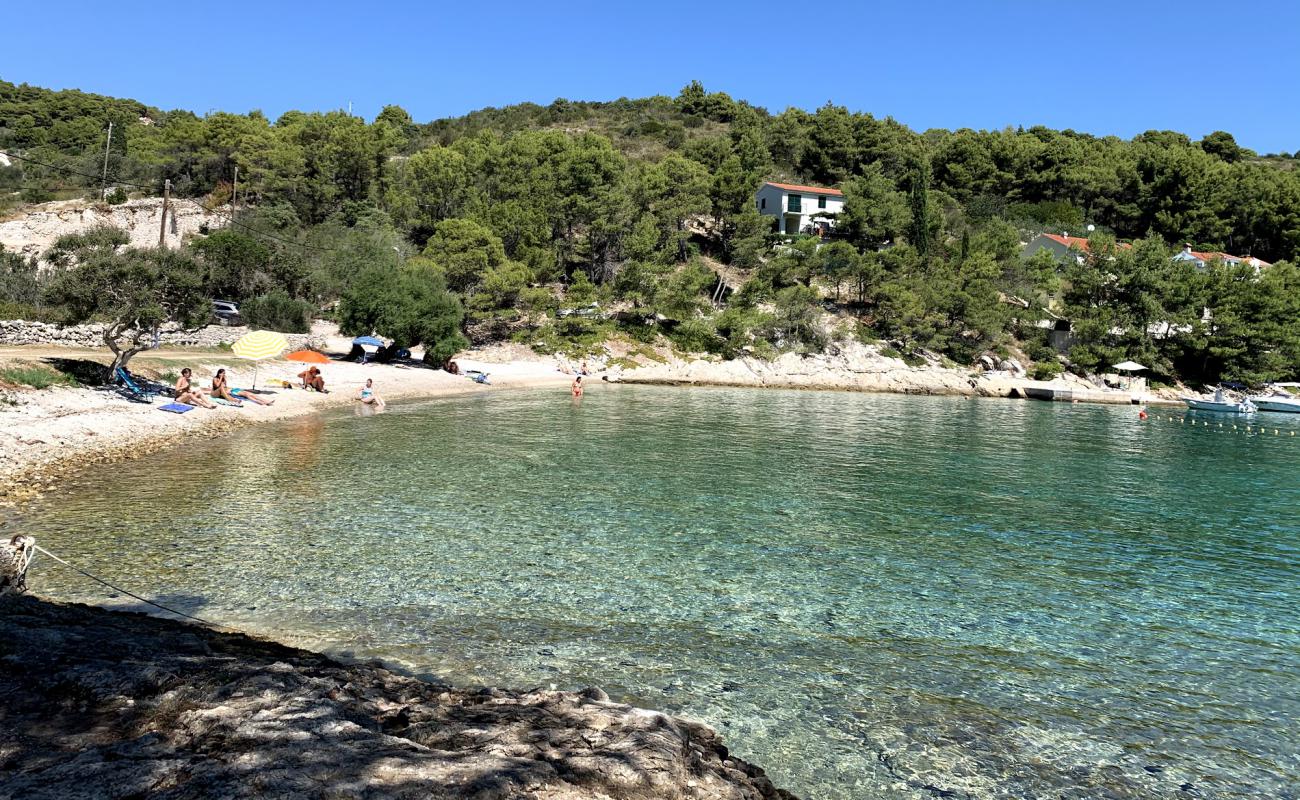 Foto de Gornja Krusica beach con guijarro ligero superficie