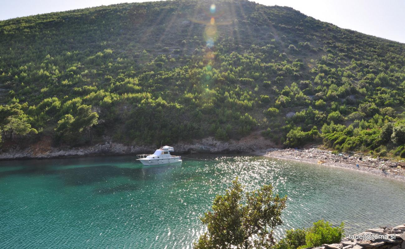 Foto de Gambo beach II con guijarro ligero superficie