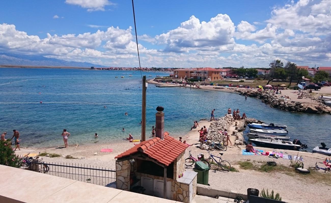 Foto de Plaza Brdonja con piedra superficie