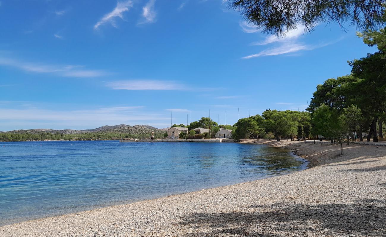 Foto de Uvala Minerska bay con piedra superficie