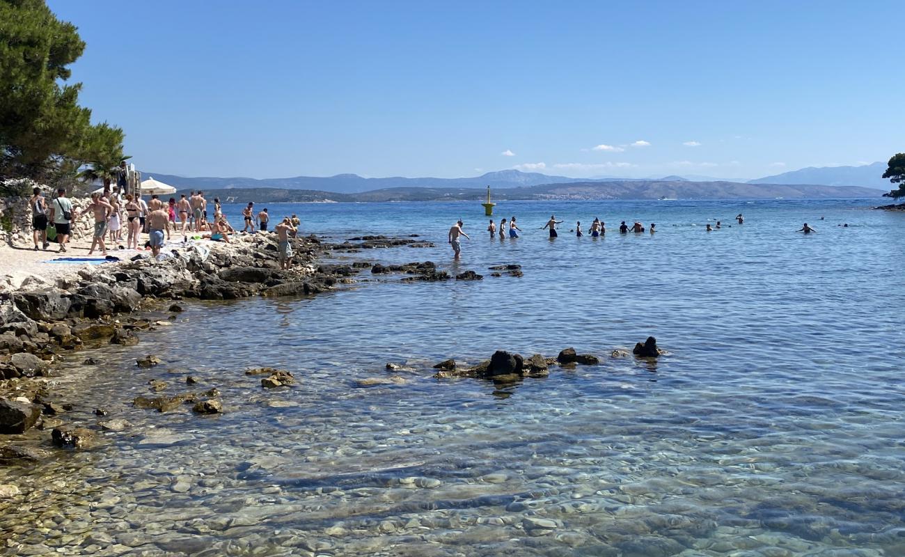 Foto de Hrvatska Plava Uvala con piedra superficie