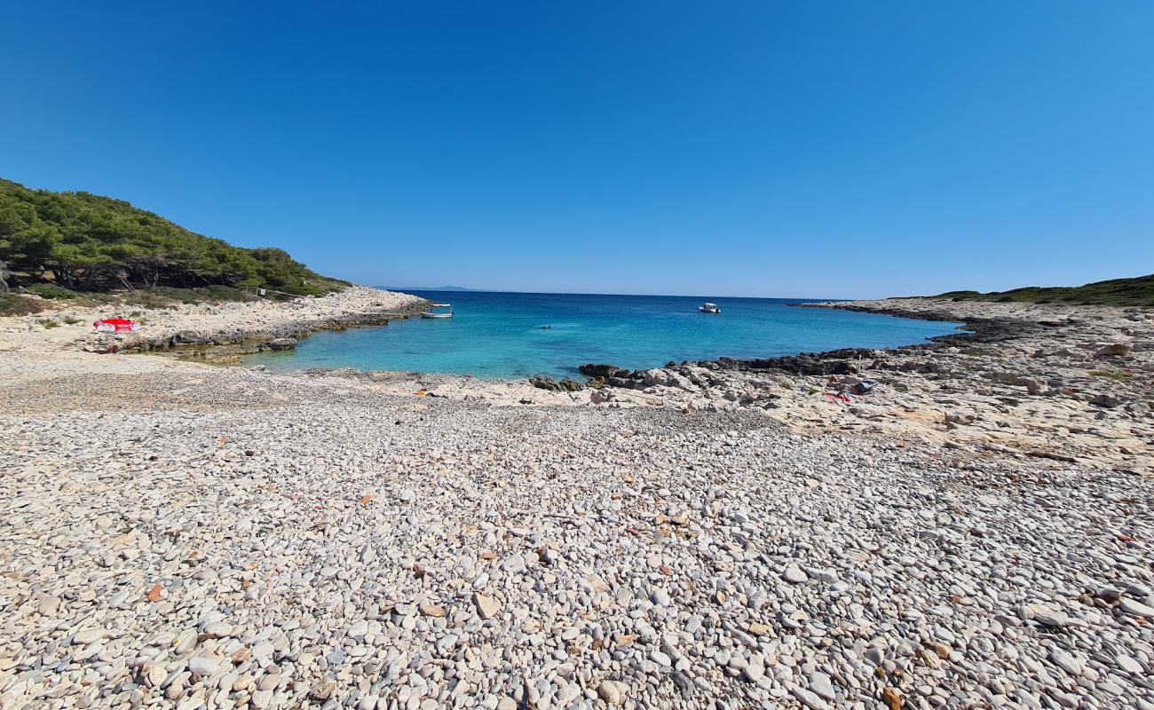 Foto de Jerolim Beach con piedra superficie