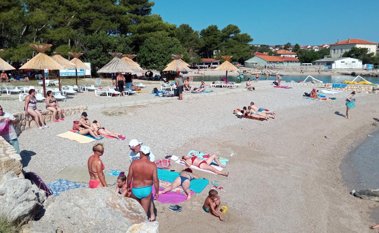 Foto de Lukobran Beach con guijarro fino gris superficie