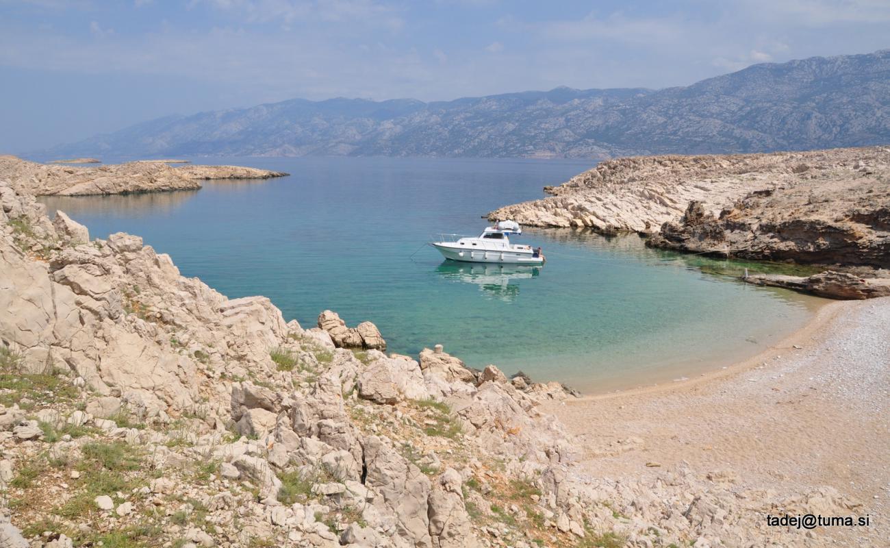 Foto de Slana Bay con piedra superficie