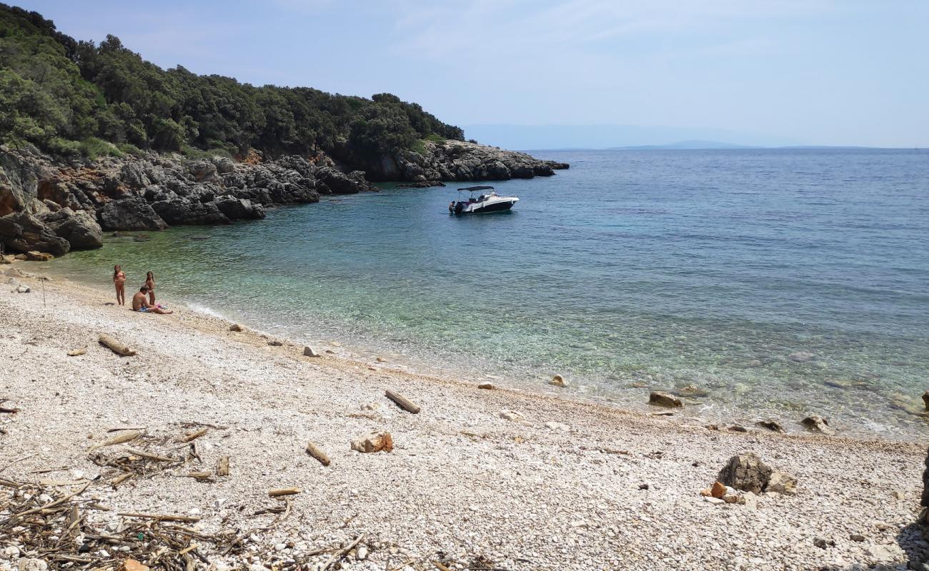 Foto de Loznati Beach con piedra superficie