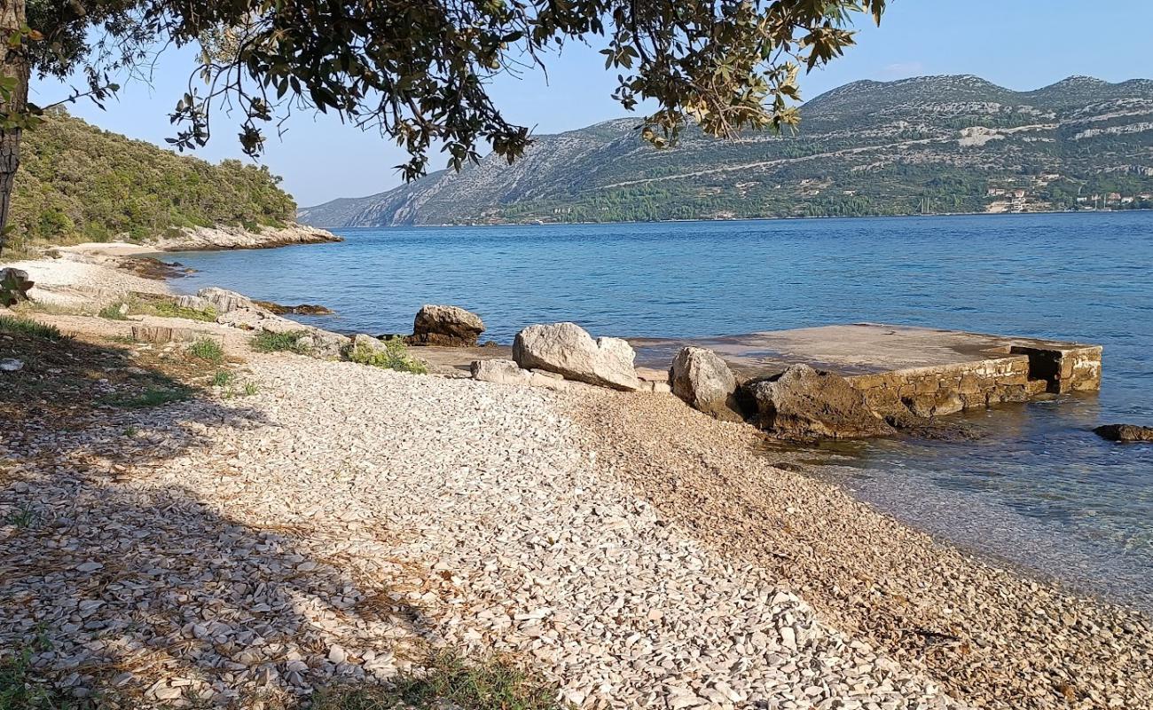 Foto de Beach Tri Zala, Korcula con piedra superficie