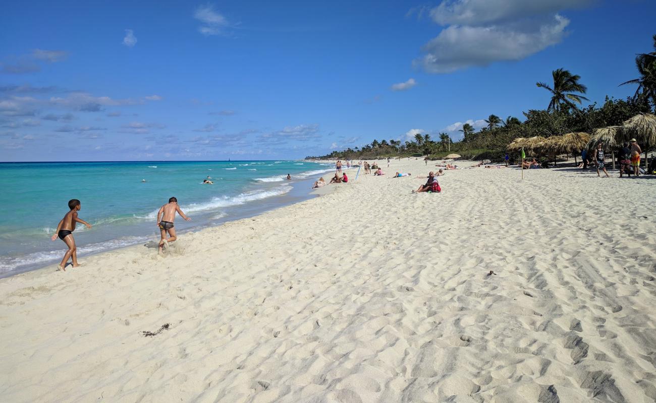 Foto de Varadero beach III con brillante arena fina superficie