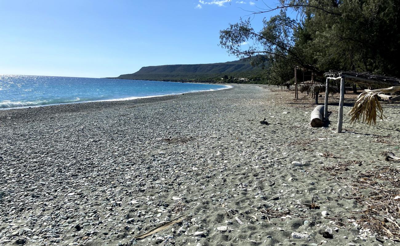 Foto de Playita Imias con guijarro gris superficie