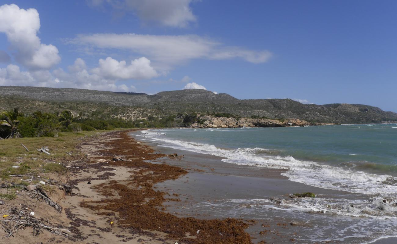 Foto de Playa Yateritas con arena brillante superficie