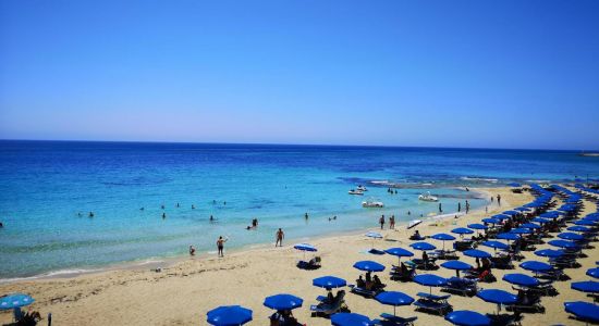 Playa de Glyki Nero