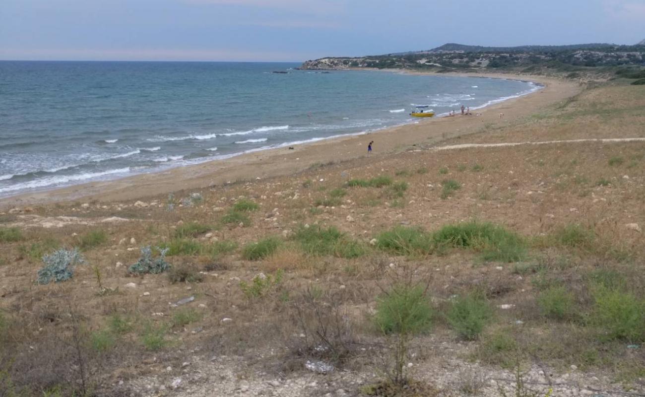 Foto de Kaleburnu beach con arena brillante superficie