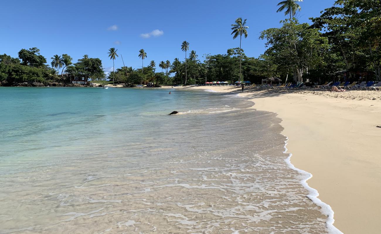 Foto de Playa Rincon con brillante arena fina superficie