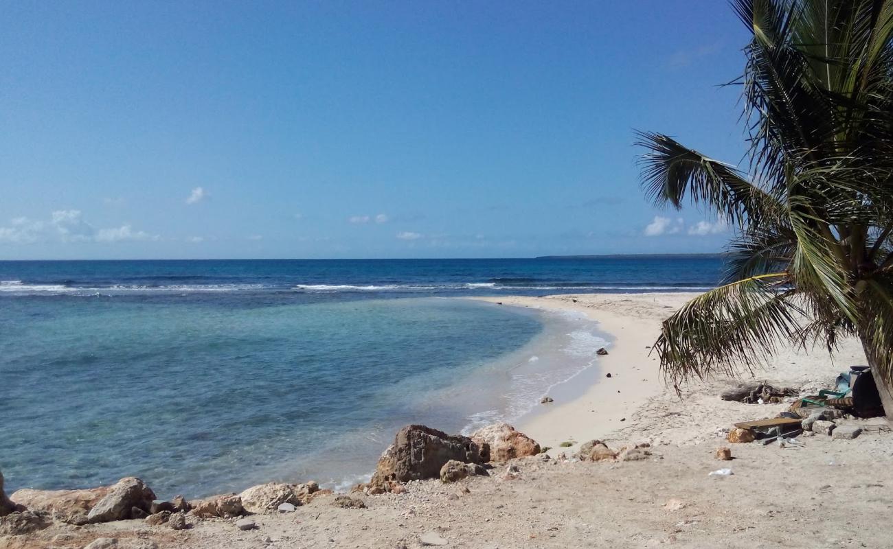 Foto de Caleta beach con brillante arena fina superficie