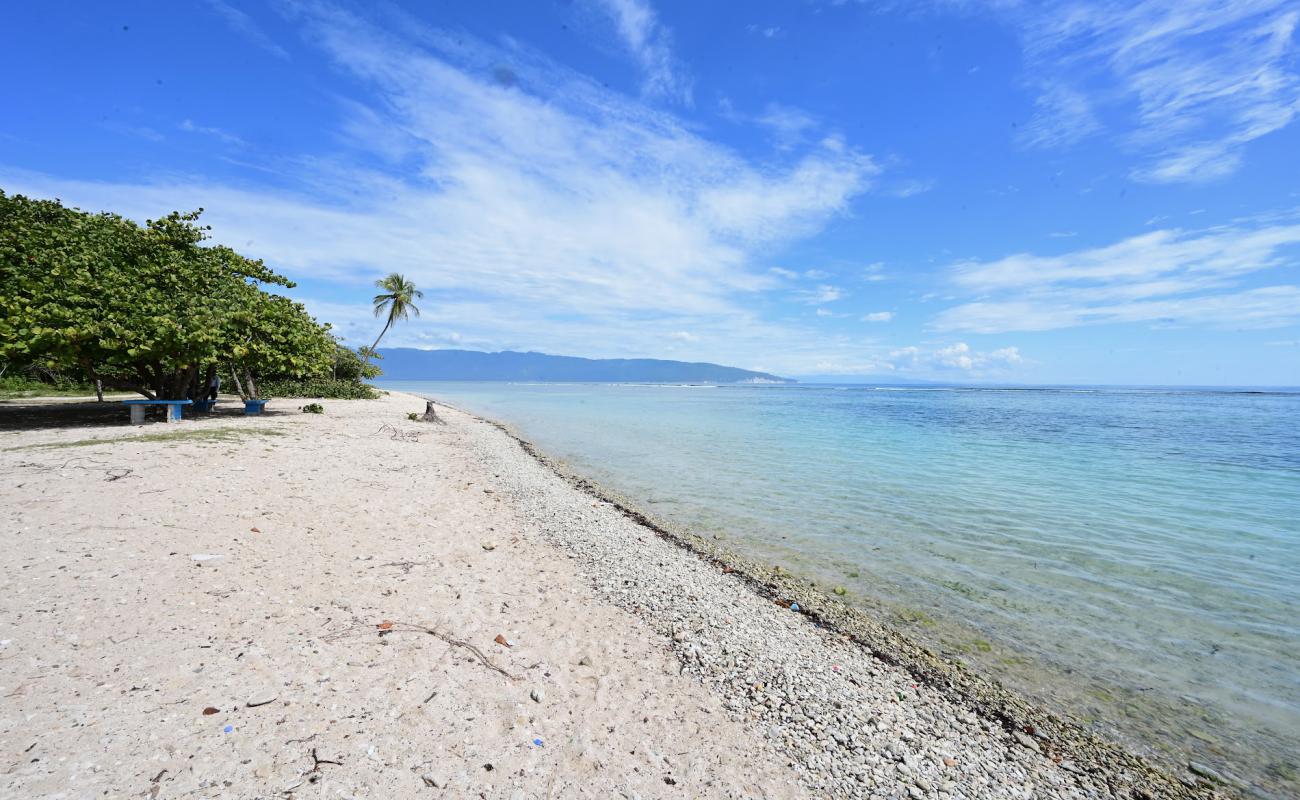 Foto de Saladilla beach con brillante arena fina superficie