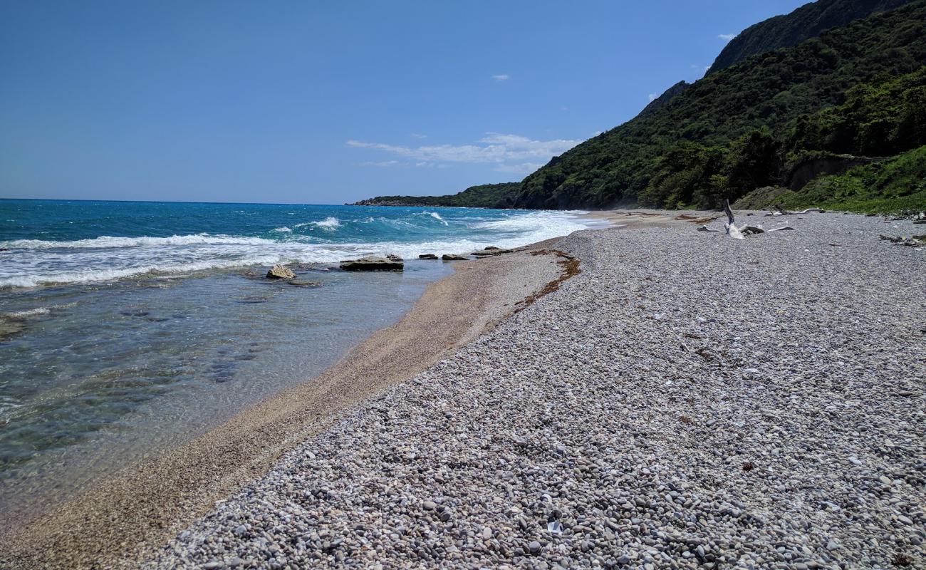 Foto de Cienaga beach con guijarro fino claro superficie