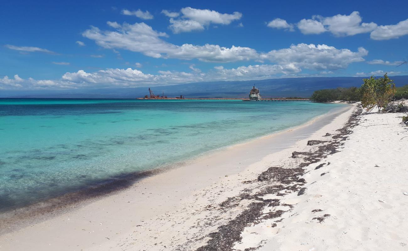 Foto de Cabo Rojo beach con brillante arena fina superficie