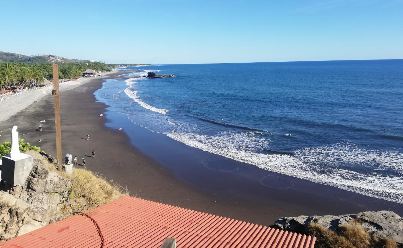 Foto de El Sunzal beach con arena gris y guijarros superficie