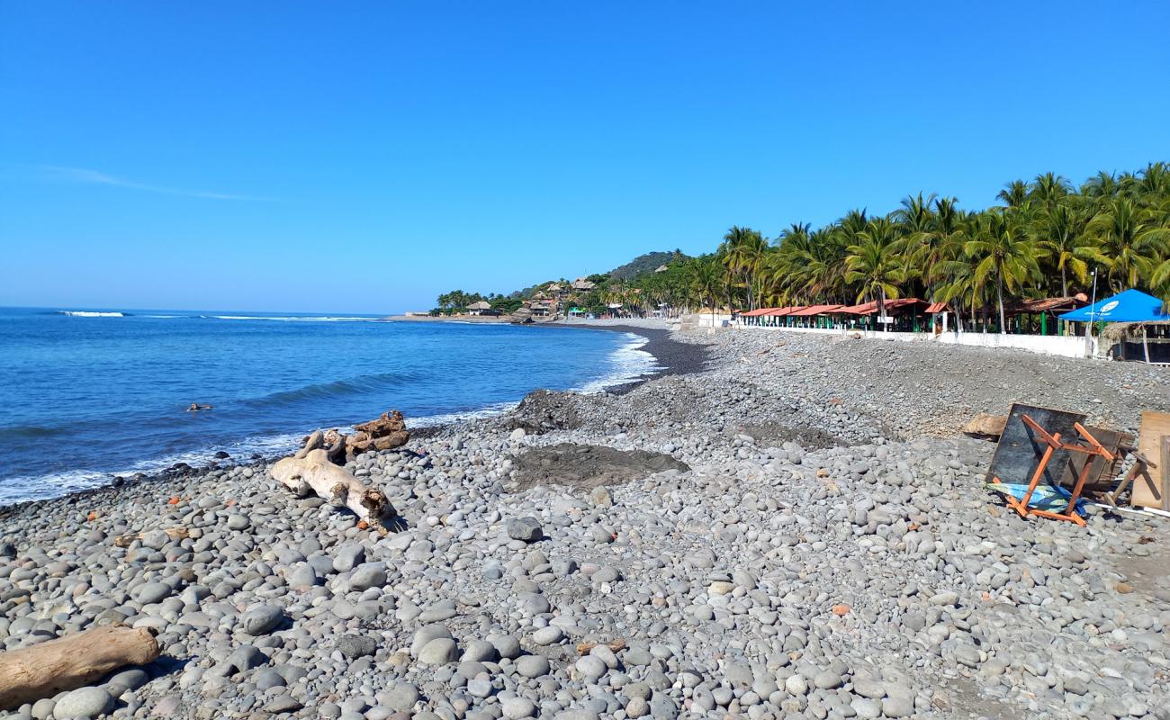 Foto de Playa El Tunco con arena gris y guijarros superficie