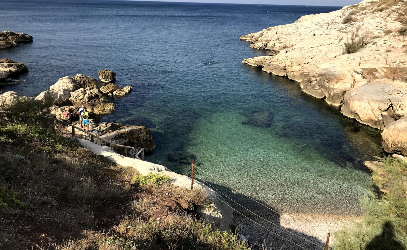 Foto de Anse des Sablettes III con guijarro gris superficie